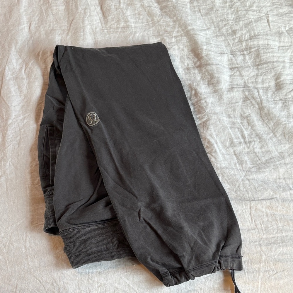 lululemon athletica Grey sweatpants